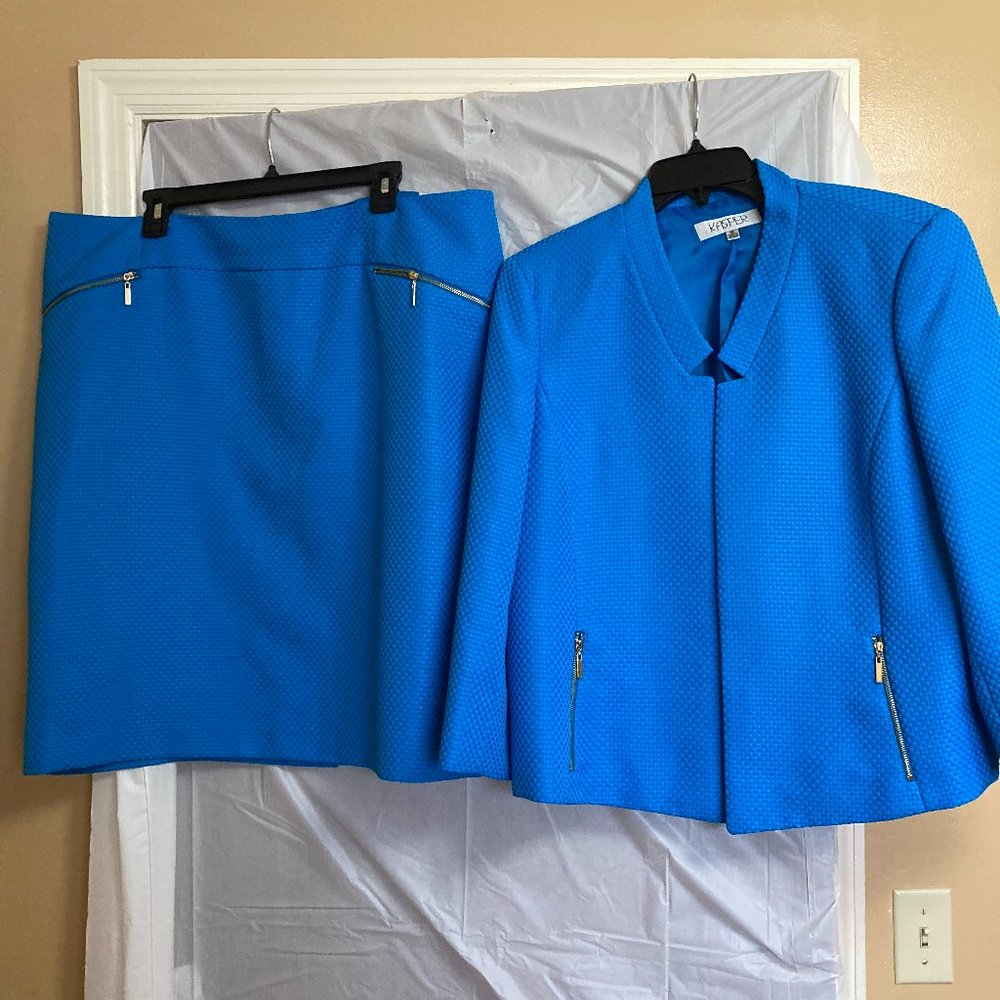 Kasper Women Blue Jacket & Skirt Suit